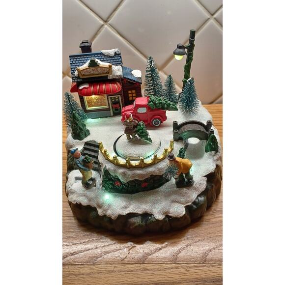 AVON Trees For‎ Sale Winter Scene Lights and Sound Animated Motion - Picture 2 of 12